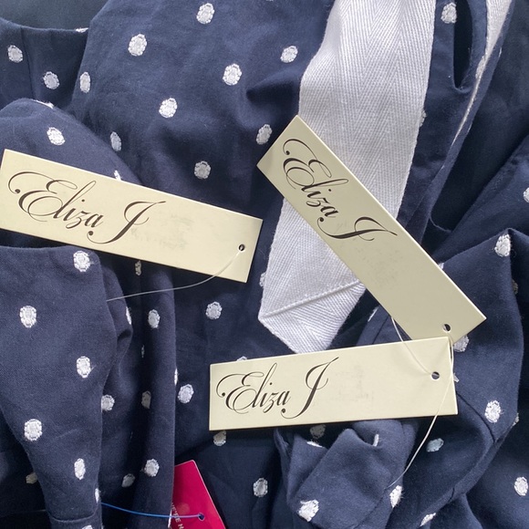 Eliza J Sleeveless Polka Dot Shift Dress - Picture 12 of 12